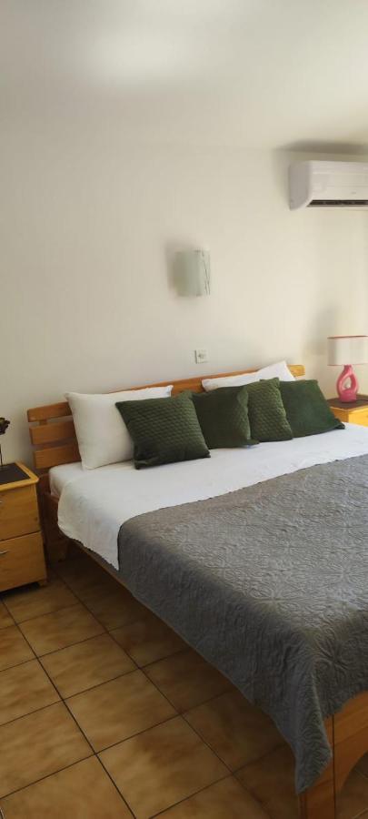 Villa Kadinela, 200M From Kamenjak, Huge Quiet Garden With Barbecue, 2 New Kitchens بريمونتيرا المظهر الخارجي الصورة